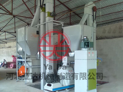 河北承德養(yǎng)豬場時產3噸飼料機組